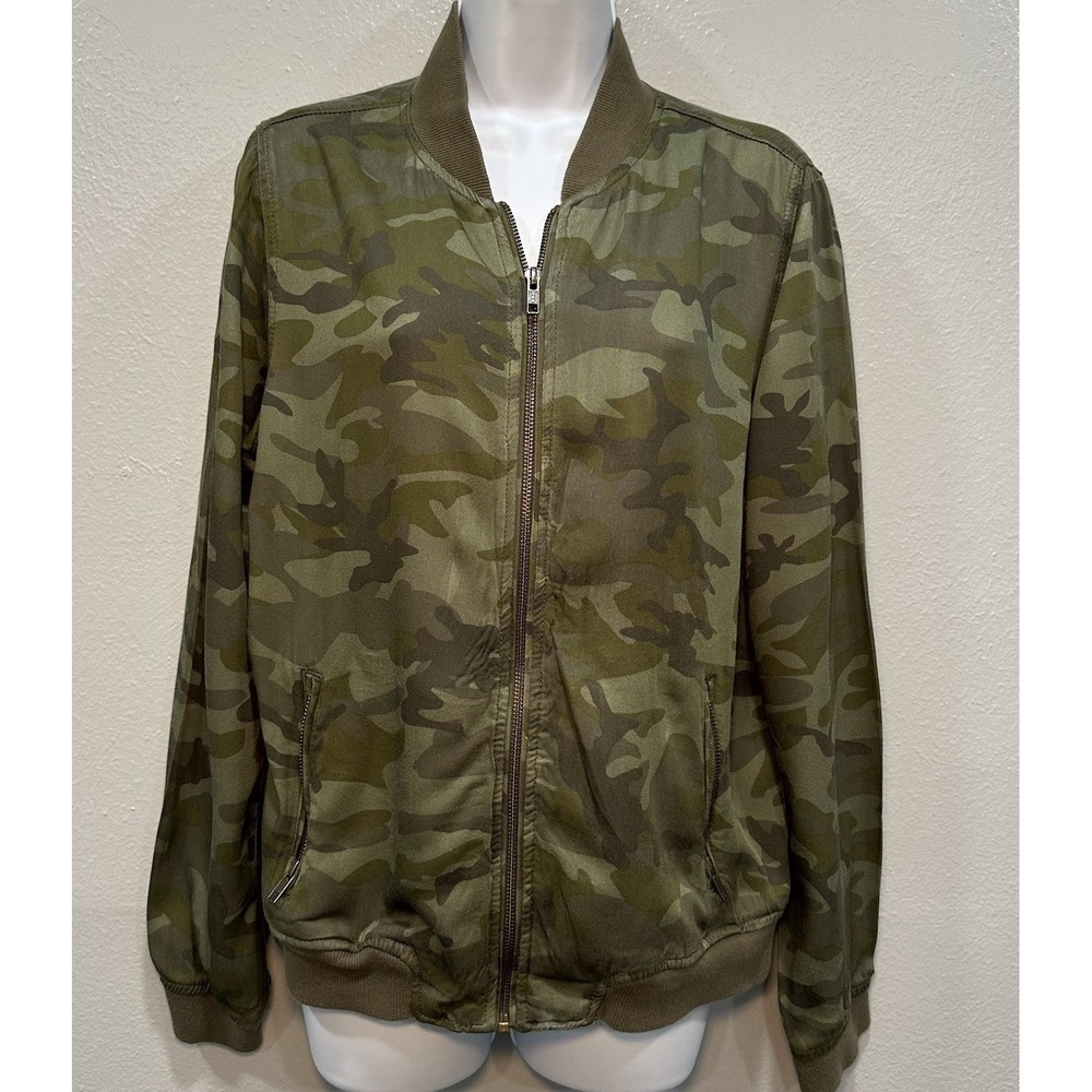 Mossimo Sweater Women's Size Medium Zip Up Long Sleeve With Pockets Camouflage